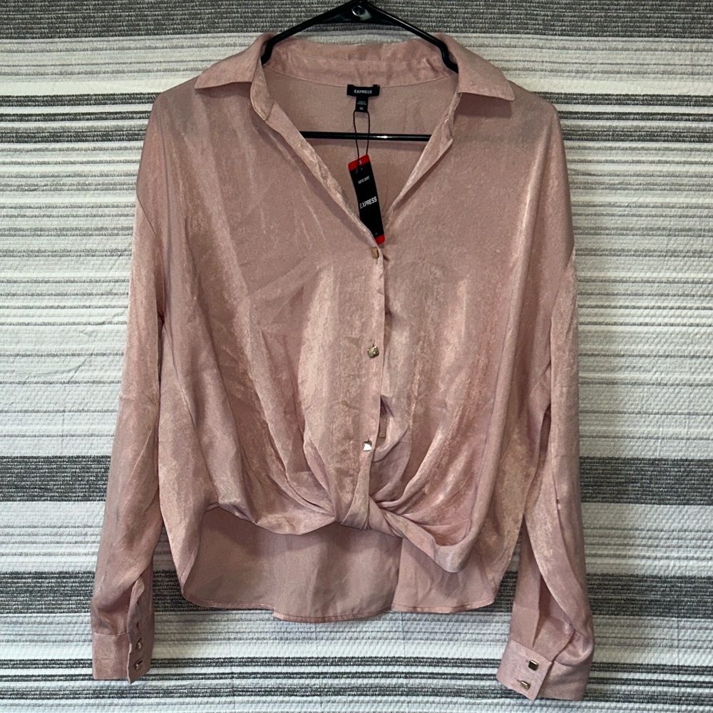 Express Women’s XS Satin Button Down Blouse with a Twist Bottom Front
